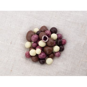 Berries in a mix of Chocolate 